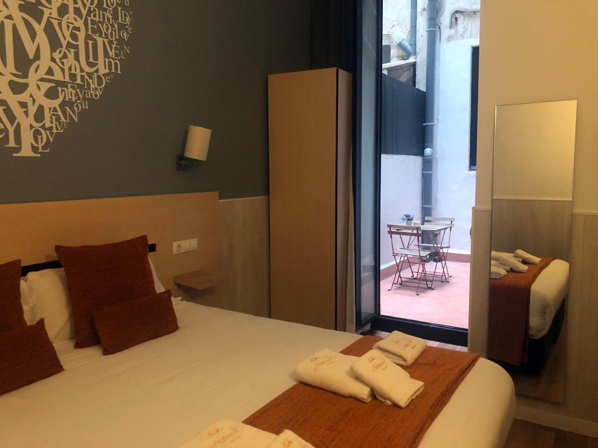 Hostal Live Natura Barcelona (Adults Only) Eksteriør bilde