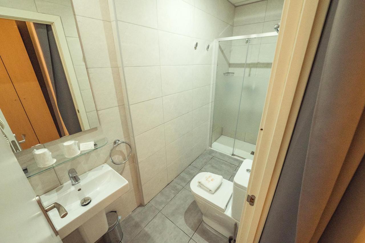 Hostal Live Natura Barcelona (Adults Only) Eksteriør bilde