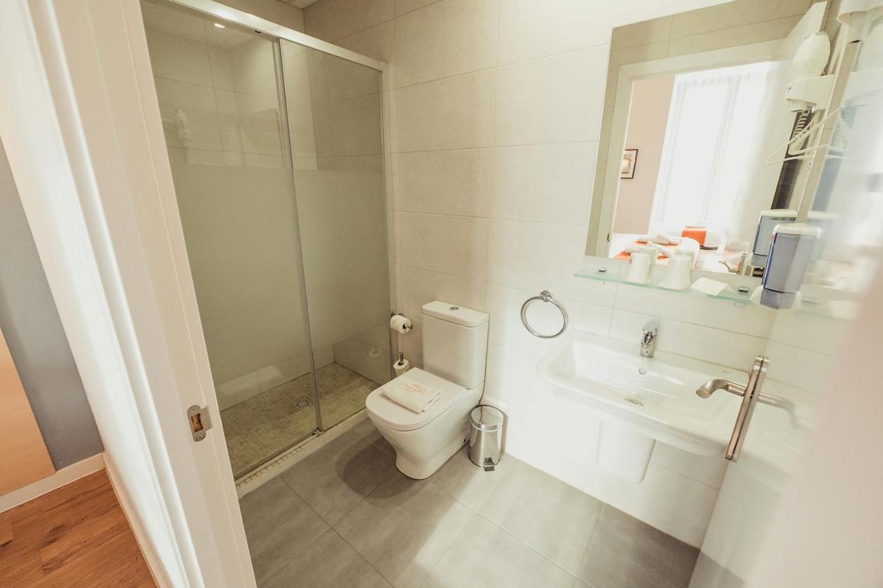 Hostal Live Natura Barcelona (Adults Only) Eksteriør bilde