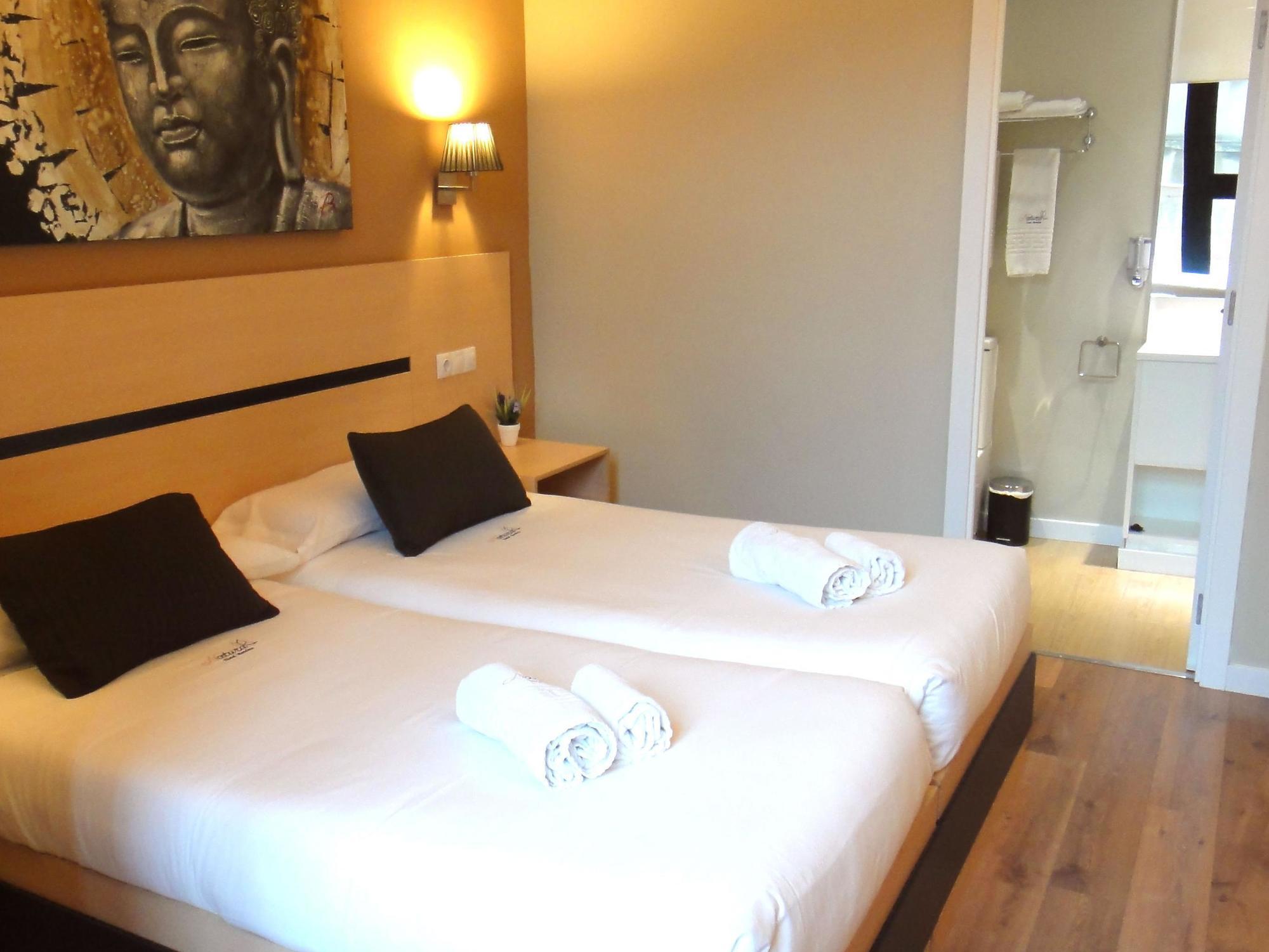 Hostal Live Natura Barcelona (Adults Only) Eksteriør bilde